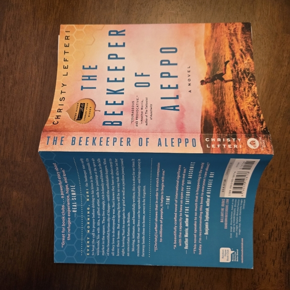 The Beekeeper of Aleppo: A Novel - Paperback By Lefteri, Christy - VERY GOOD - Picture 3 of 5